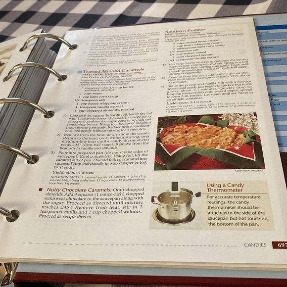 The Taste of Home Cookbook Readers Digest Edition great for Kitchen - Picture 11 of 16